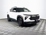 Photo of 2024 Summit White Chevrolet Trailblazer