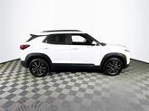 Thumbnail of 2024 Summit White Chevrolet Trailblazer