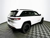 Thumbnail of 2025 Bright White Clearcoat Jeep Grand Cherokee
