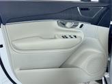 Thumbnail of 2020 Crystal White Metallic Volvo XC90