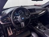 Thumbnail of 2019 Carbon Black Metallic BMW X6