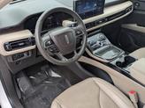 Thumbnail of 2022 Pristine White Metallic Tri-Coat Lincoln Nautilus