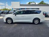 Thumbnail of 2024 Bright White Clearcoat Chrysler Pacifica
