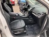 Thumbnail of 2018 White Ford Edge