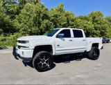 Thumbnail of 2018 White Chevrolet Silverado 1500