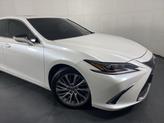 Thumbnail of 2019 Eminent White Pearl Lexus ES 350