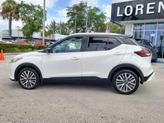 Thumbnail of 2023 Aspen White / Super Black Nissan Kicks