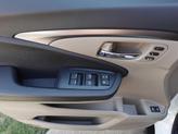 Thumbnail of 2022 Platinum White Pearl Honda Pilot
