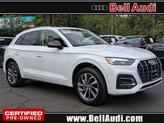 Photo of 2021 Glacier White Metallic Audi Q5