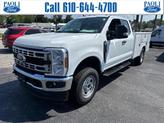 Photo of 2025 Oxford White Ford F-350