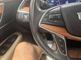 Thumbnail of 2017 Crystal White Tricoat Cadillac XT5
