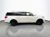 Thumbnail of 2020 Ceramic White Lincoln Navigator