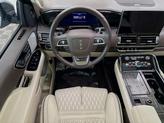 Thumbnail of 2024 Silver Radiance Metallic Clearcoat Lincoln Navigator