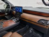 Thumbnail of 2024 Ceramic Pearl Metallic Tri-Coat Lincoln Navigator