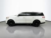 Thumbnail of 2024 Ceramic Pearl Metallic Tri-Coat Lincoln Navigator