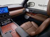 Thumbnail of 2024 Ceramic Pearl Metallic Tri-Coat Lincoln Navigator