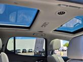 Thumbnail of 2017 White Frost Tricoat GMC Acadia