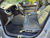 Thumbnail of 2017 White Frost Tricoat GMC Acadia