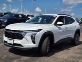 Thumbnail of 2025 Summit White Chevrolet Trax