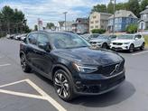 Thumbnail of 2025 Onyx Black Metallic Volvo XC40