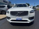 Thumbnail of 2025 Crystal White Metallic Volvo XC90