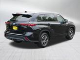 Thumbnail of 2020 Midnight Black Metallic Toyota Highlander Hybrid