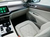 Thumbnail of 2024 Silver Mist Metallic Volkswagen Atlas