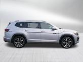 Thumbnail of 2024 Silver Mist Metallic Volkswagen Atlas
