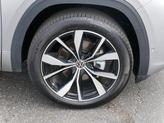 Thumbnail of 2024 Silver Mist Metallic Volkswagen Atlas
