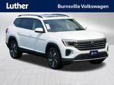 Photo of 2024 Pure White Volkswagen Atlas