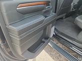 Thumbnail of 2024 Onyx Black GMC Sierra 2500