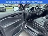 Thumbnail of 2019 Crystal Black Pearl Honda Pilot