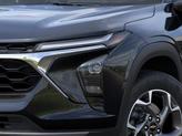 Thumbnail of 2025 Mosaic Black Metallic Chevrolet Trax