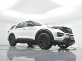 Thumbnail of 2022 Star White Metallic Tri-Coat Ford Explorer