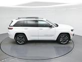 Thumbnail of 2023 Bright White Clearcoat Jeep Grand Cherokee