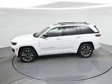 Thumbnail of 2023 Bright White Clearcoat Jeep Grand Cherokee