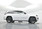 Thumbnail of 2023 Bright White Clearcoat Jeep Grand Cherokee