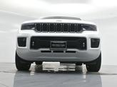Thumbnail of 2023 Bright White Clearcoat Jeep Grand Cherokee