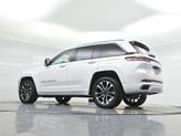 Thumbnail of 2023 Bright White Clearcoat Jeep Grand Cherokee