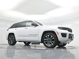 Thumbnail of 2023 Bright White Clearcoat Jeep Grand Cherokee
