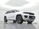 Thumbnail of 2023 Bright White Clearcoat Jeep Grand Cherokee