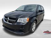 Thumbnail of 2015 Brilliant Black Crystal Pearlcoat Dodge Grand Caravan