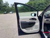 Thumbnail of 2019 Jazz Blue Pearlcoat Chrysler Pacifica
