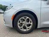 Thumbnail of 2022 Silver Mist Clearcoat Chrysler Pacifica