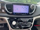 Thumbnail of 2022 Silver Mist Clearcoat Chrysler Pacifica