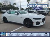 Photo of 2025 Oxford White Ford Mustang