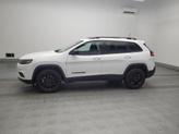 Thumbnail of 2023 Bright White Clearcoat Jeep Cherokee