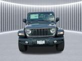 Thumbnail of 2025 Granite Crystal Metallic Clearcoat Jeep Gladiator