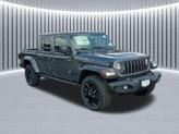 Thumbnail of 2025 Granite Crystal Metallic Clearcoat Jeep Gladiator
