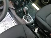 Thumbnail of 2023 Alpine White Clearcoat Jeep Renegade
